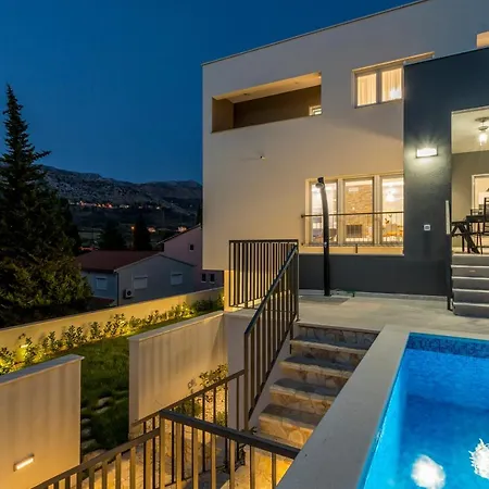Villa Nika Tugare